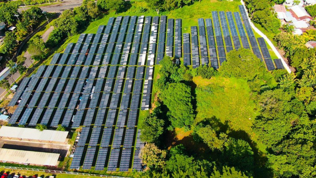 Energías renovables mantuvieron más del 80 % de generación en 2020 y la eólica inicia su participación en el mercado