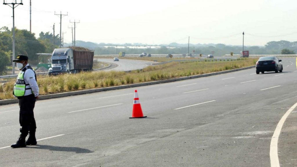 Invierten $90 millones en ampliar tramo de carretera del Litoral
