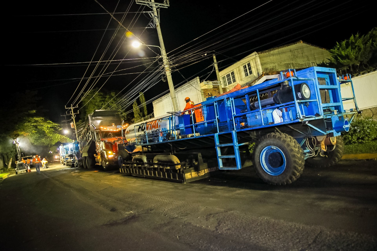 MOP y FOVIAL reconstruyen 12 kilómetros de importantes vías del área metropolitana de San Salvador