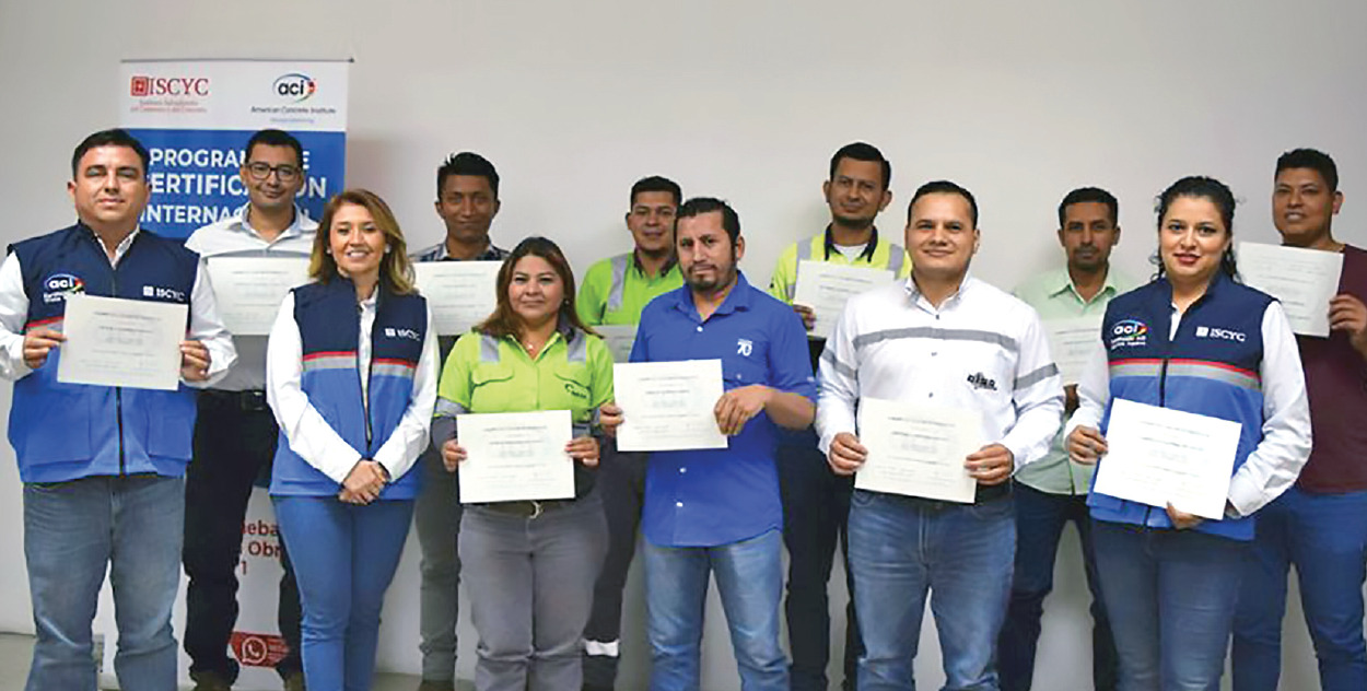 Profesionales participan del programa de certificación internacional ACI “Técnico En Pruebas De Concreto En Obra, Grado I” En El Salvador.